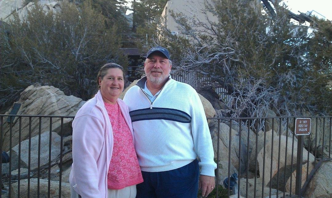 Happy 24th Birthday, Liz, from beautiful Palm Springs, CA, to gorgeous you!!  May all your dreams come true this year!!!  We love you sooooo much, Aunt Ellen and Uncle Frank xoxoxo