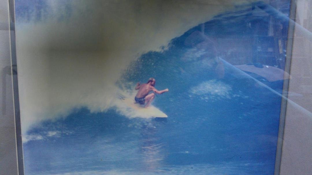 Alligators, free fell into this stratching all the down the face and hit the bottom with my butt on the board, got up just in time to rake my hand in wave and in the tube squating to keep the board down. When got spit out