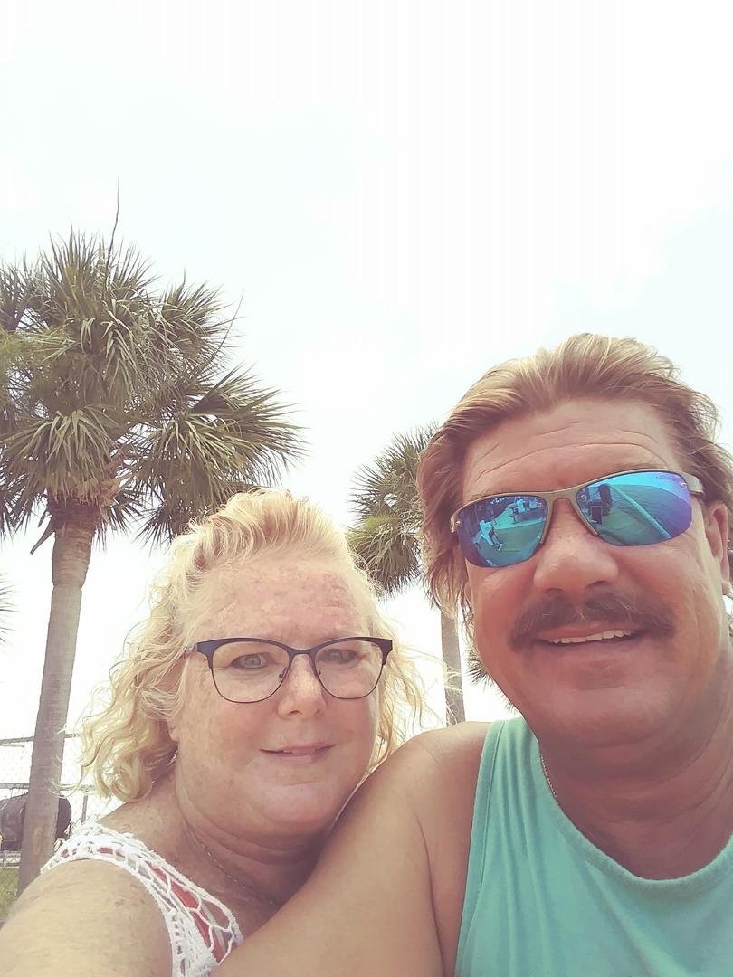 Kim Hunt's album, Mobile Uploads