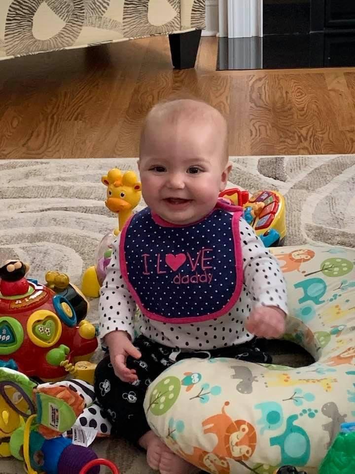 Katelynn has had lots of one on one time with me this weekend & I have loved it!! She is such a happy baby & a great eater of all baby foods so far! Love you so much sweet girl!