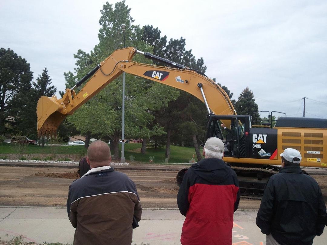 Tom Tobiassen digs in! 225/Yale project