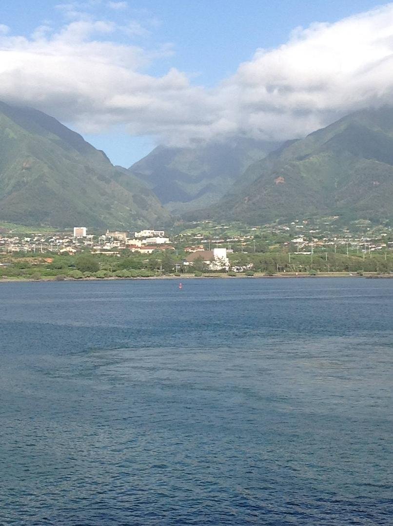 Docking in Maui. Ruby & I are off to Lahania today