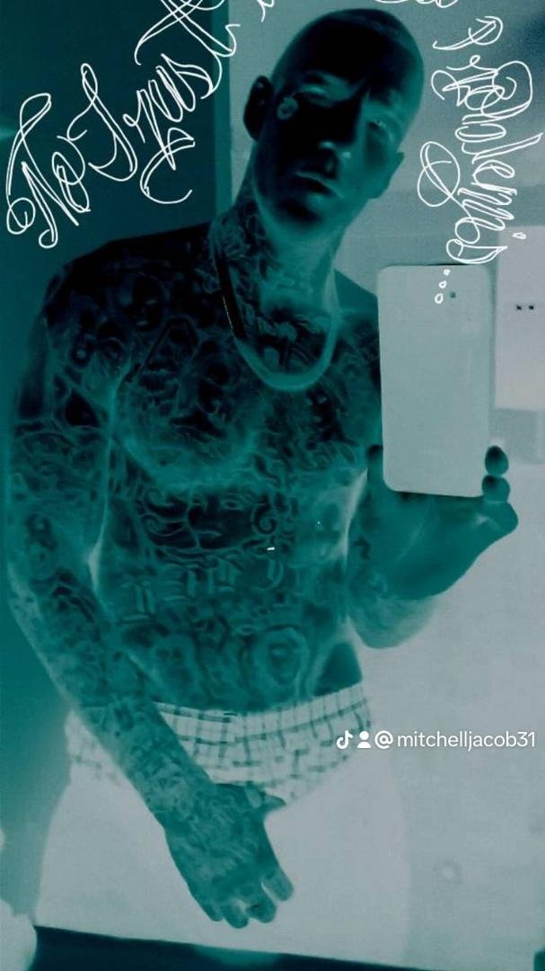Jacob Mitchell's album, Mobile uploads