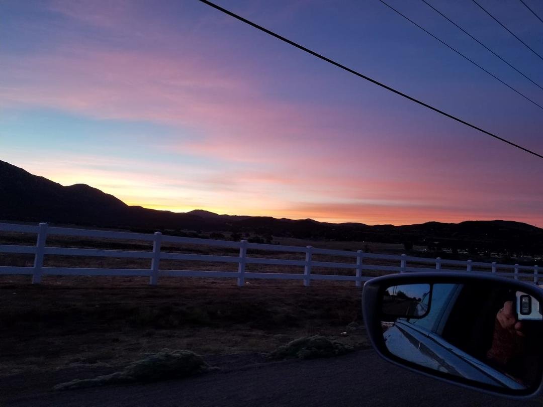 Beautiful sunrise as I head to church.