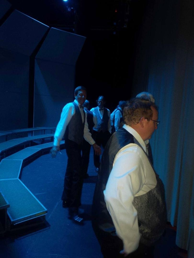 Backstage! Ready!