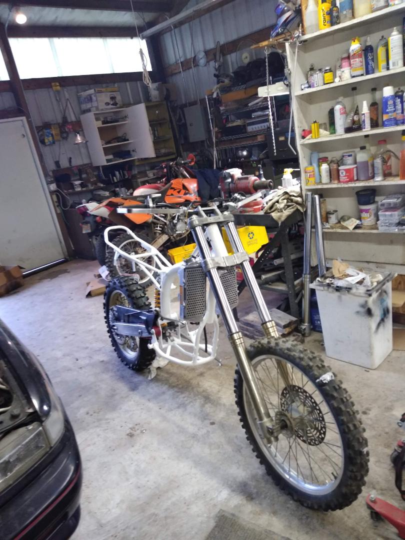 My latest time-waster: 1986 Husqvarna WR 400 dirtbike.