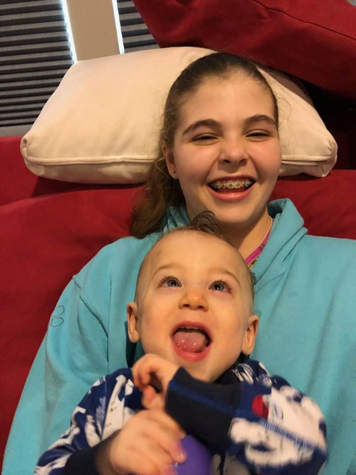 Angelena Jonee & Cash Arom