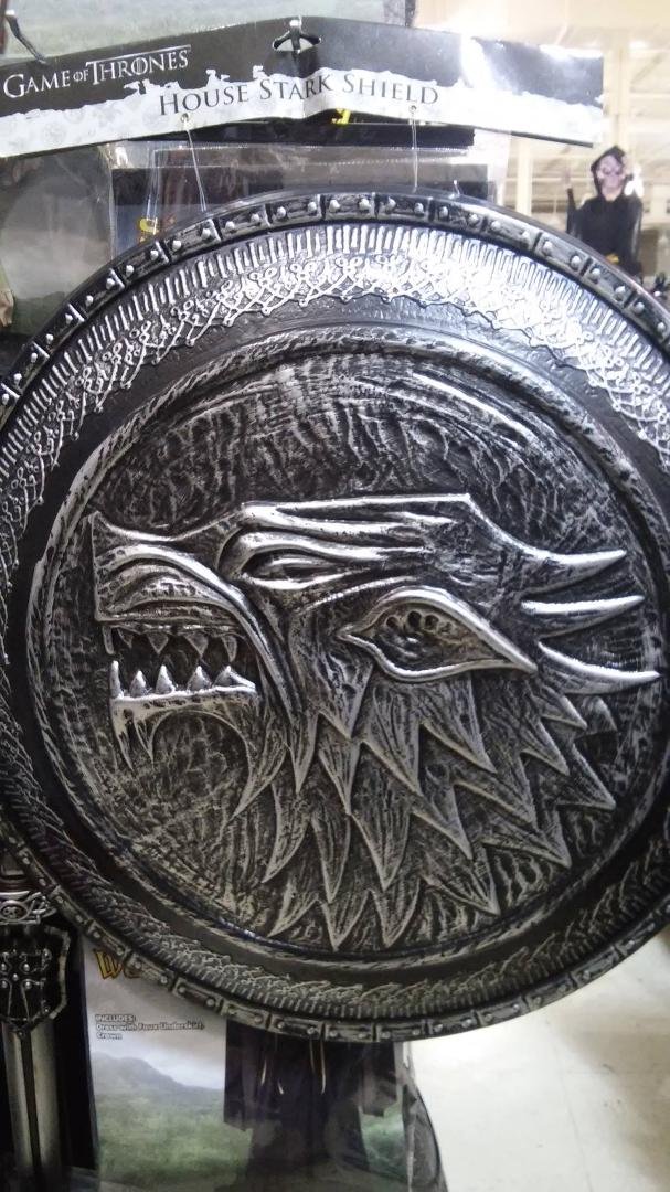 As a Game of Thrones nerd I NEED this.