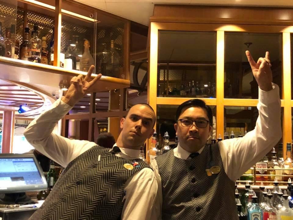 Dinner with Reed Royo, our favorite bartender onboard! Plus balloon drop party in the Piazza.