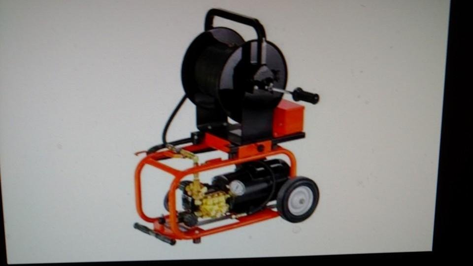 Jm1450 jetter with vibra pulse 150 ft hose and 75 ft 1/4 hose 1500 psi $1300.00 firm  please re post for me thanks