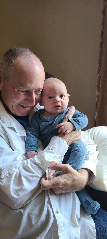 I want to share a story with my family and friends that wished me HAPPY BIRTHDAY. The picture shows the proud grandpa with his grandson, Richard IV. I have been blessed with three grandsons and one granddaughter...Ava asked