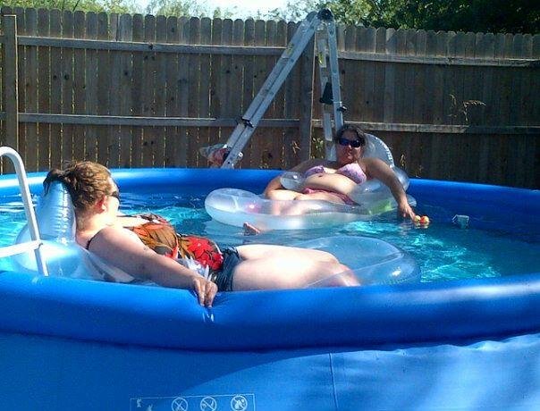 Jo and Emily havin fun in Pool