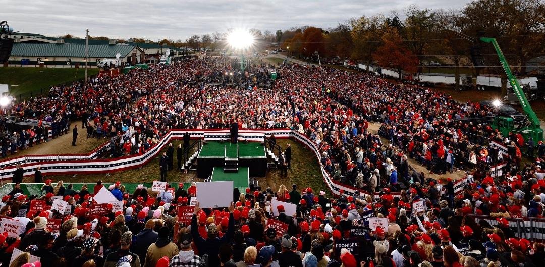 The Ohio rally crowd just a short time ago.
Do you still imagine the criminal Cabal of the Biden's will win?