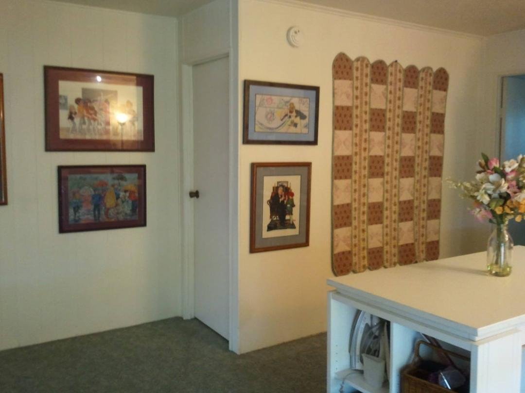 Lynette Duncan's album, Mobile Uploads