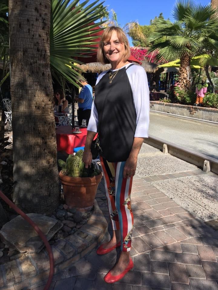 Do these leggings make my legs look longer Barry Umbs?