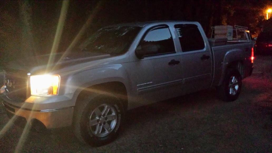 Justin new truck 2010 gmc lovin every minute of it.