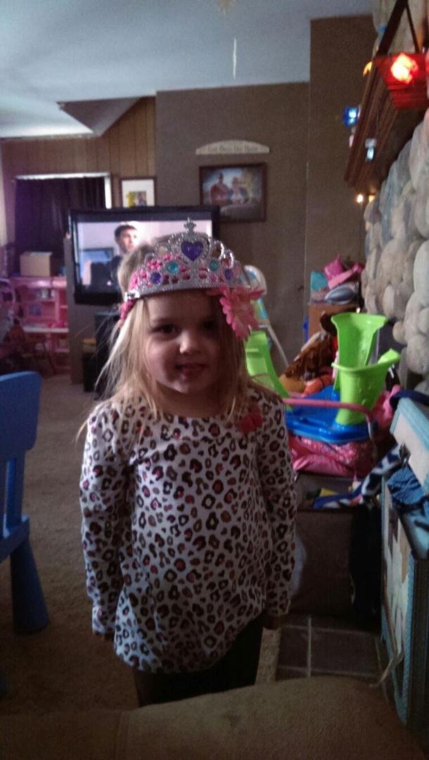 Dylan did her own hair again