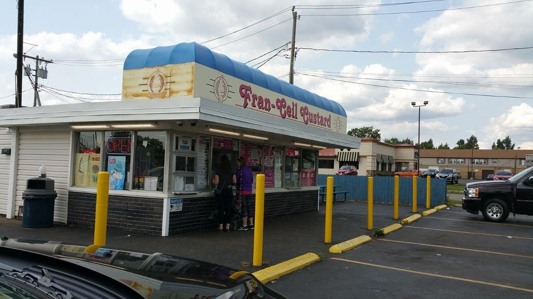 Having a small ice cream with rick