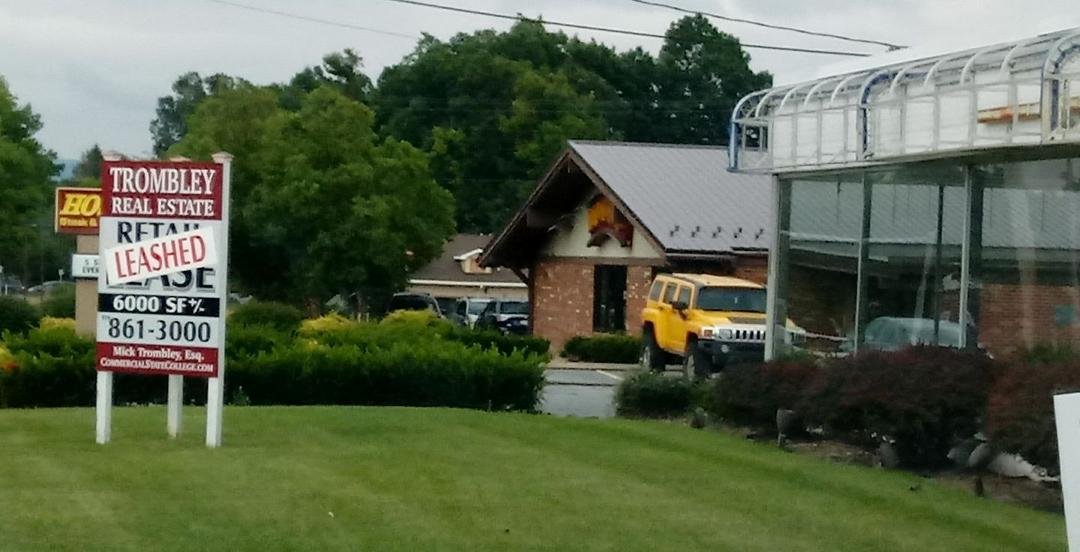 I am shurprizhed to shee a mish-schpelled shign in Schtate College, PA...but for thozhe who had been thinking of leasing this business property next to Hossh's, I'm schorry, but it has been leashed. Perhapsch a pet schtore