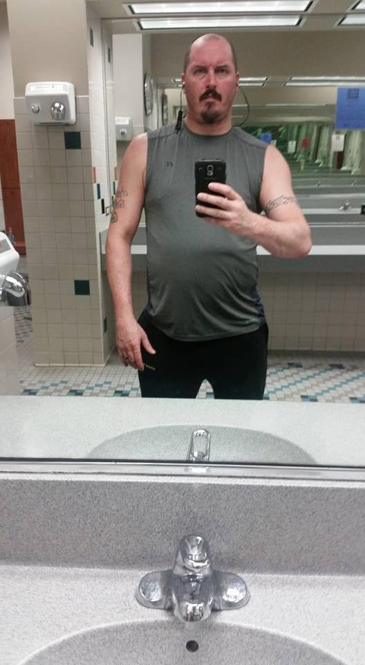 Day 4, I don't want to keep looking like this hopefully in the next few weeks this tire will go away. .lol in 4 weeks I'm going to take another pic and see if I've done anything to shrink the tire from a truck tire to a bi