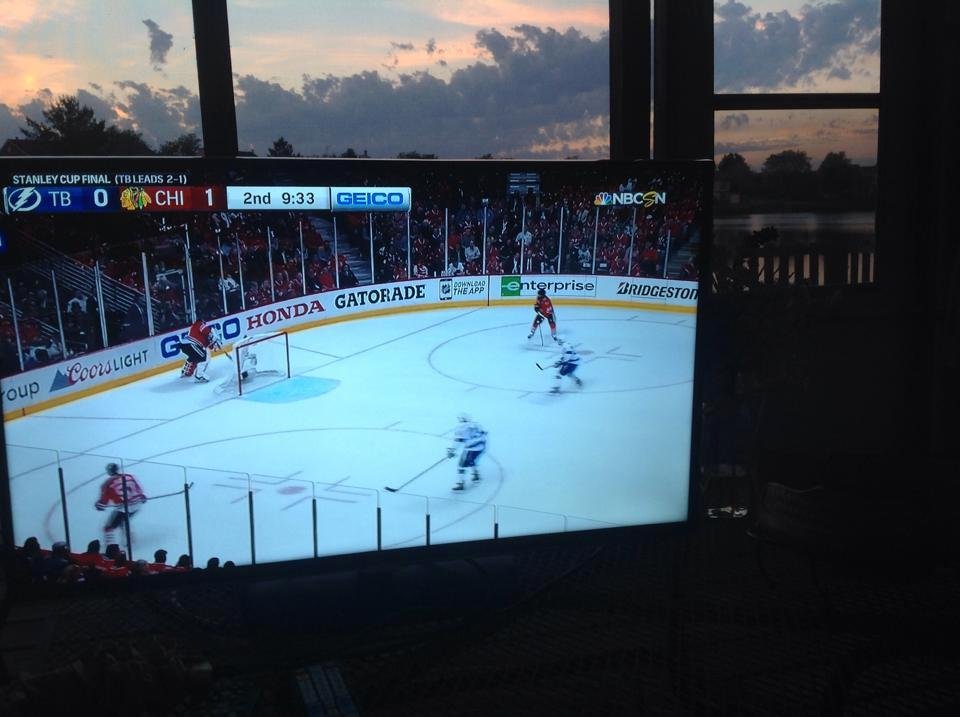 I am sitting in my screen house w my wireless box watching the Hawks,,,