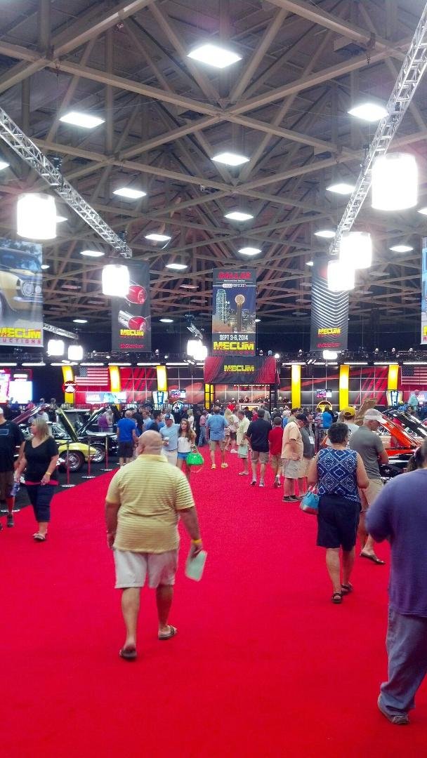 The midway is filling up here at the Dallas Mecum Auction!
