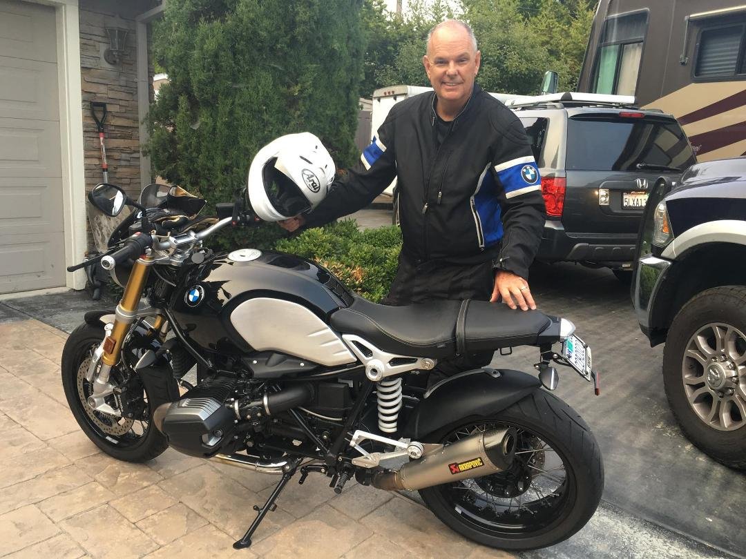 Check out the new ride. Yes BMW R9 2014. Let's ride