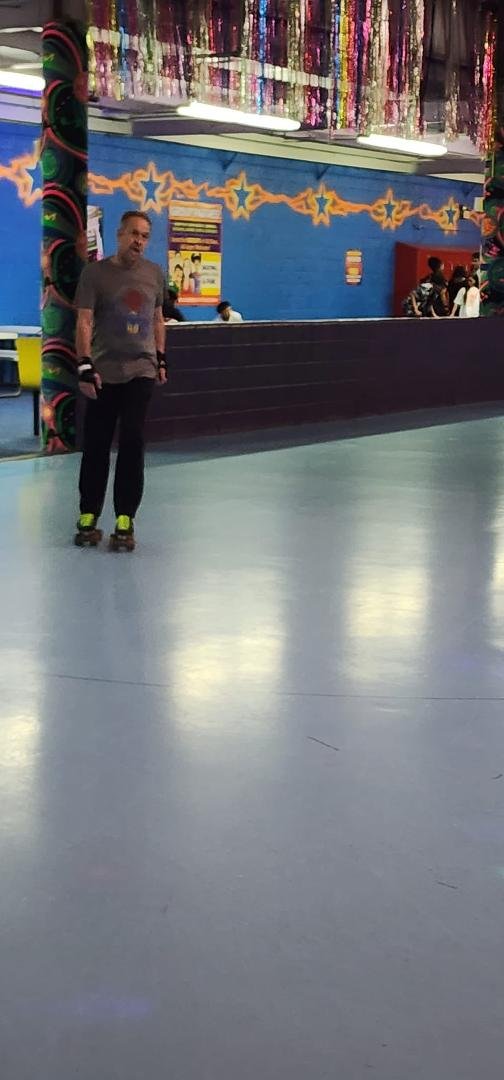 Papa backout skating