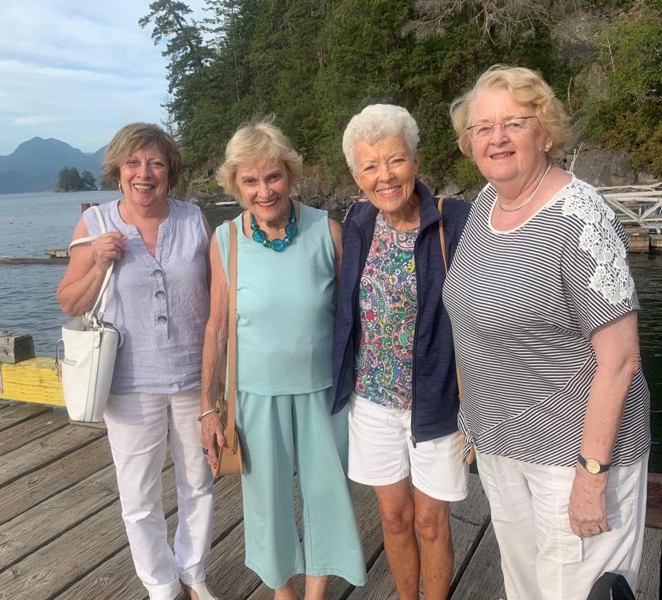 Another good day with Maureen Allen, Jean Orr, myself and Pat Starkie visiting. We had a good lunch on the deck, walked over to the Murfitt's to see Tom and Norm swim. We caught up on all the VBS and Ballet news. @giselle p