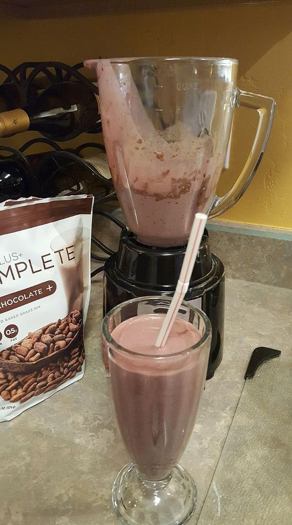 My mid day plant based protein shake. Chocolate Complete with frozen cherries. Better than Cherries Garcia ice cream!
#healthylivingrevolution
#juiceplus