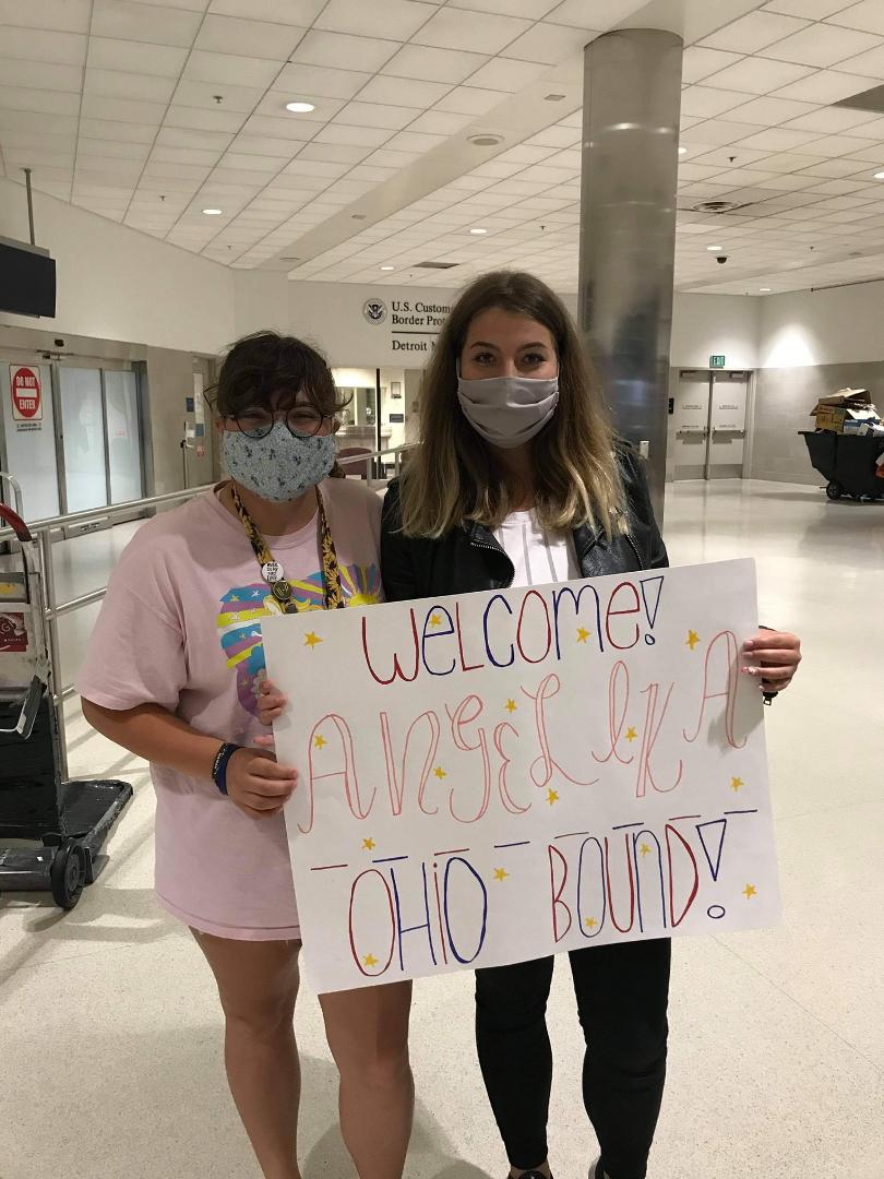 I would like to welcome Angelica from Portland, she is my first exchange student of this year with one more scheduled to arrive shortly. Now we do have a handful of students still needing host family's for this school year.