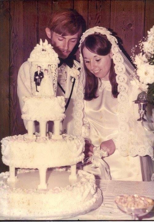 Happy 42nd anniversary, Gary!!!
Because You Loved Me  - Celine Dion

For all those times you stood by me 
For all the truth that you made me see 
For all the joy you brought to my life 
For all the wrong that you made right
