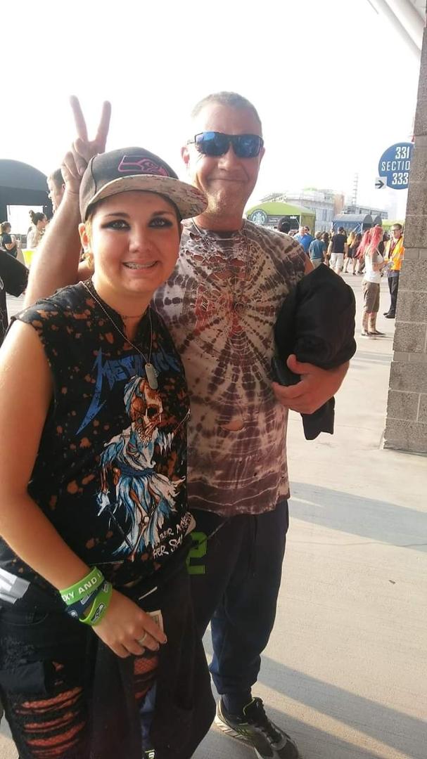 This man was the best grandpa too me. Jerry Spaulding was battle Cancer for 2 months and passed away this morning I love him so much he means everything to me even though there were sometimes that he was annoying to me but