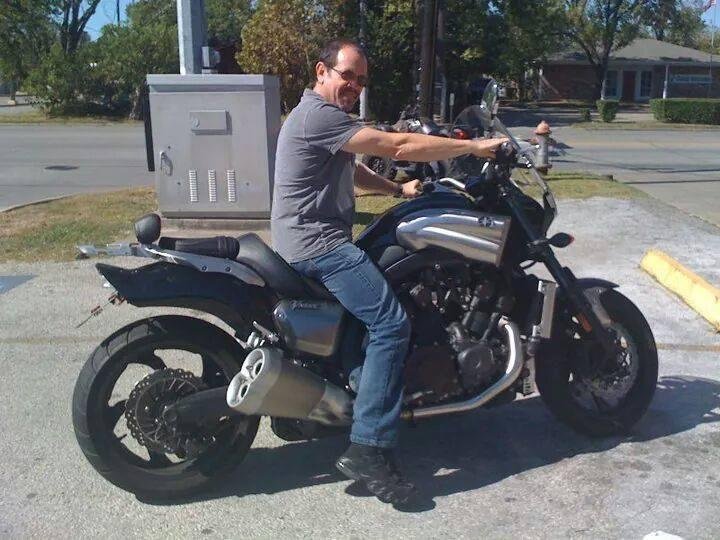 Too tall of a bike,, too short on legs Cuz!!