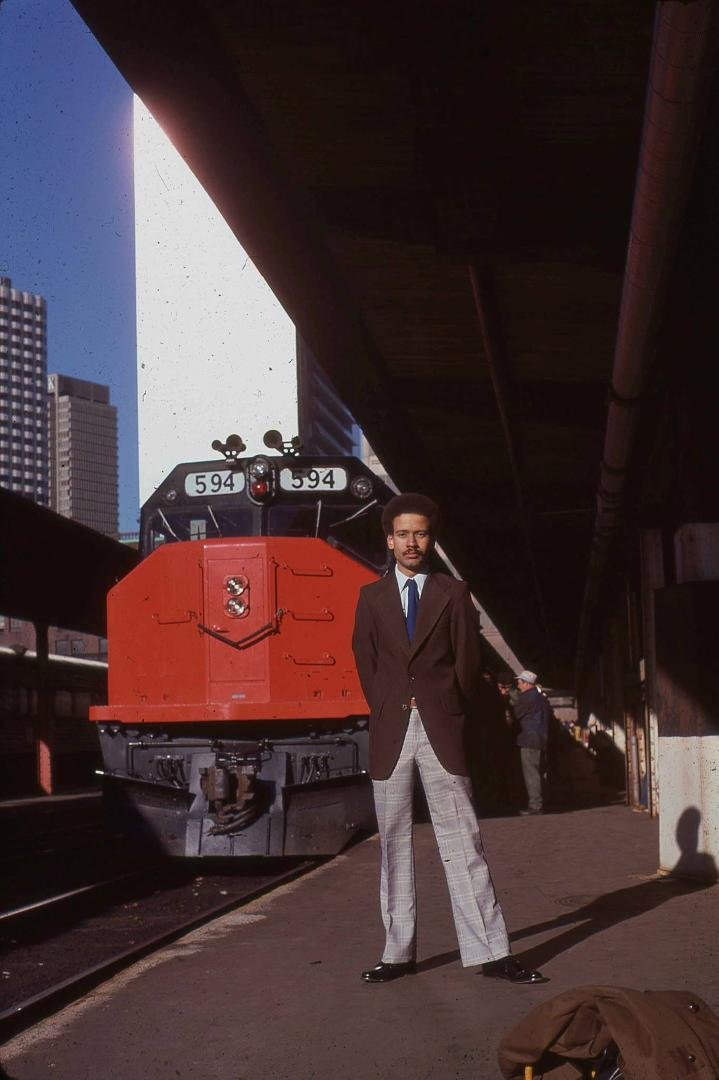 INAUGURAL RUN of the LAKE SHORE LIMITED - Boston MA. 1975 - - You'd never guess that 5 hours beforehand, i was a HOBO on B&A freights from Pittsfield to Boston in order to attend this event.