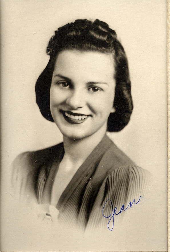 My mother, Rita Jean Murphy Haddon, was born 91 years ago today in Linden, Michigan.  This is one of my favorite pix.
