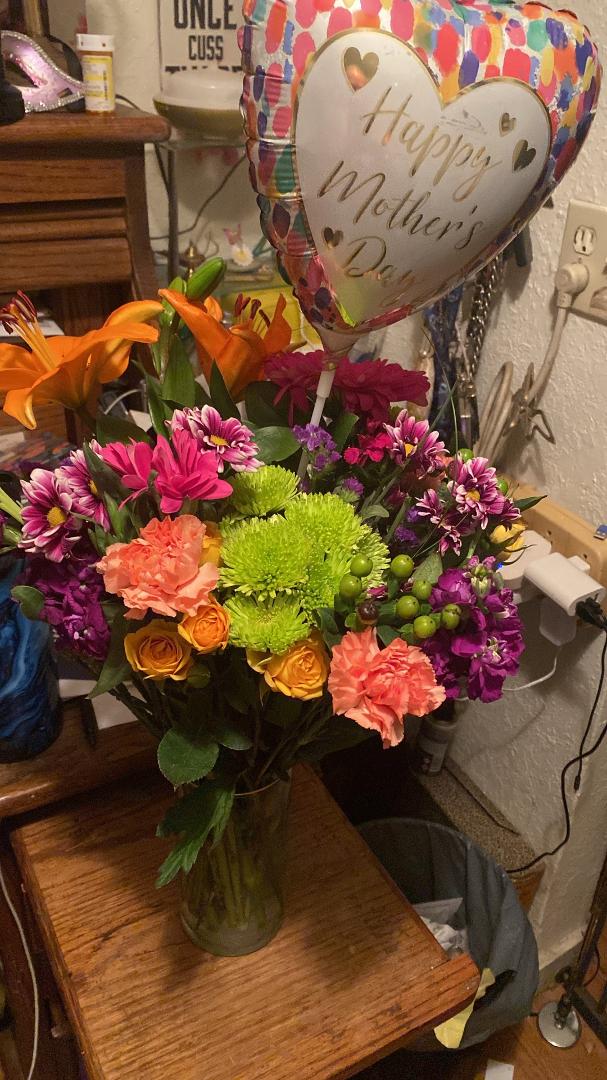 Thank you so much, baby, for the flowers. I love you!