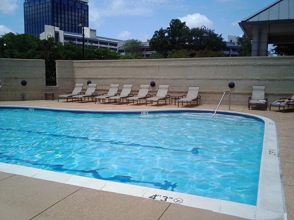 I am in reston Virginia visiting my brother Paul Anders and sister in law Irene Anders. Hung out at the pool today. Beautiful day here!