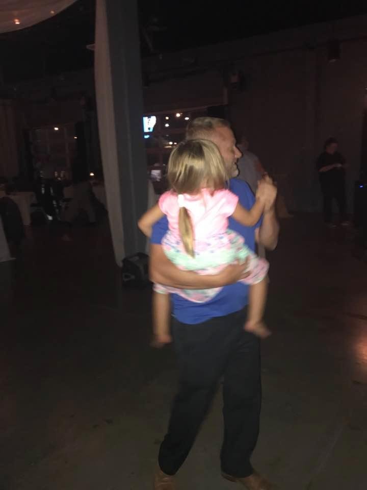 Daddy and Addy Jo dancing at Matt and Amy Vecchio’s wedding..🎊
