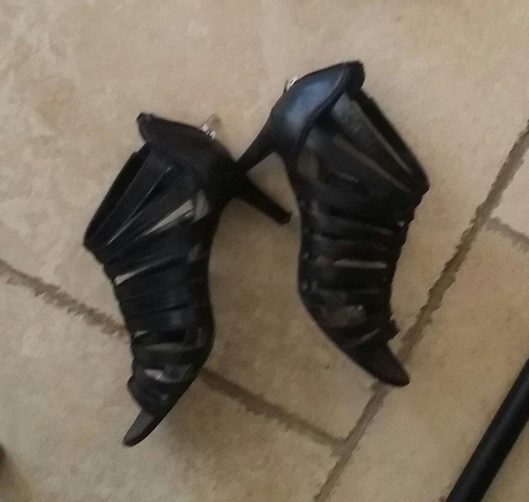 Someone left their shoes last night! Who do they belong to? #Cinderella