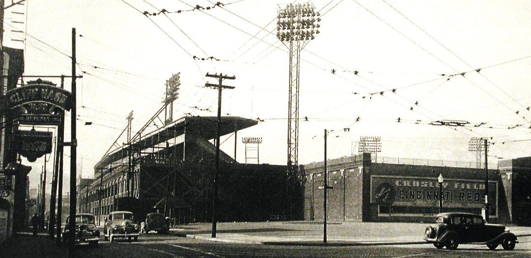 Sorry... sometimes I simply get nostalgic. This photo is older than I am, but I did start going here with my father in 1956, maybe 1957, I don't remember the year, but I do remember Klu was the man!