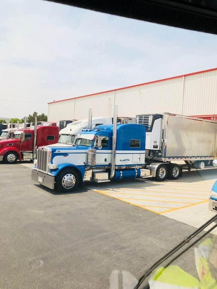 Had to take a picture of this truck look very nice when I saw it I was thinking of you Jim