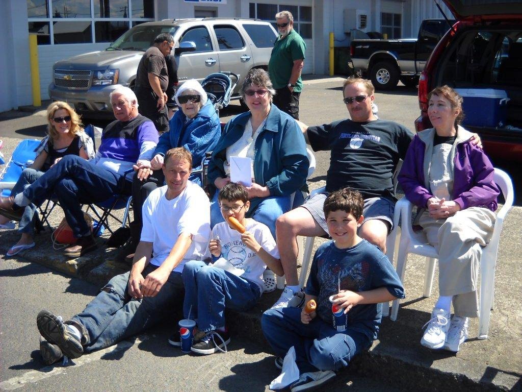 Dairy parade 2011 Debbie, Dave, Grandma Harriet, Me, Jeff, Karen Front Kyle, Noah, Keinon