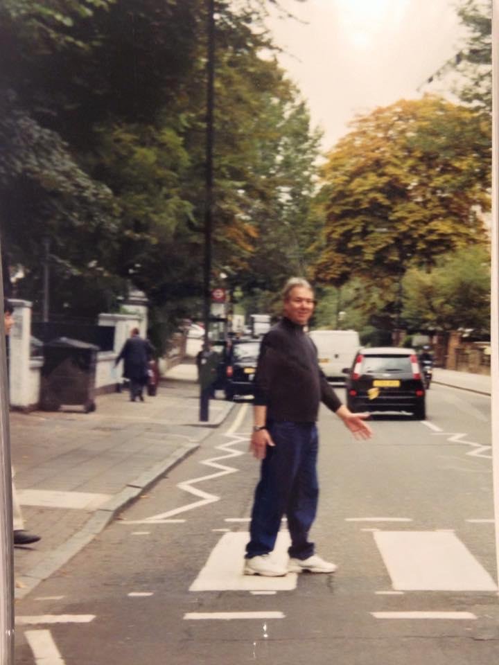 Crossing Abbey Rd !