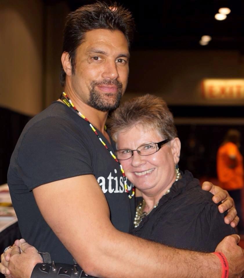 Sandy Deland's album, Mobile Uploads
