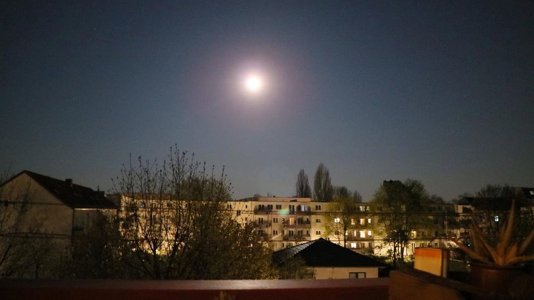 Pink Moon über Adlershof! Wer von euch hat auch Bilder heute Nacht geschossen?