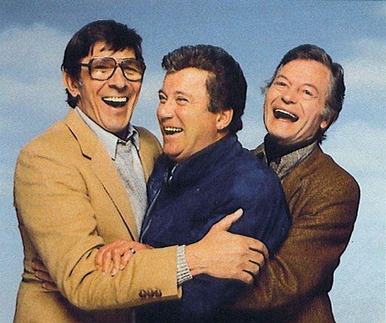 Lenny, Bill and Dee in a very happy and candid shot.
RIP Lenny and Dee