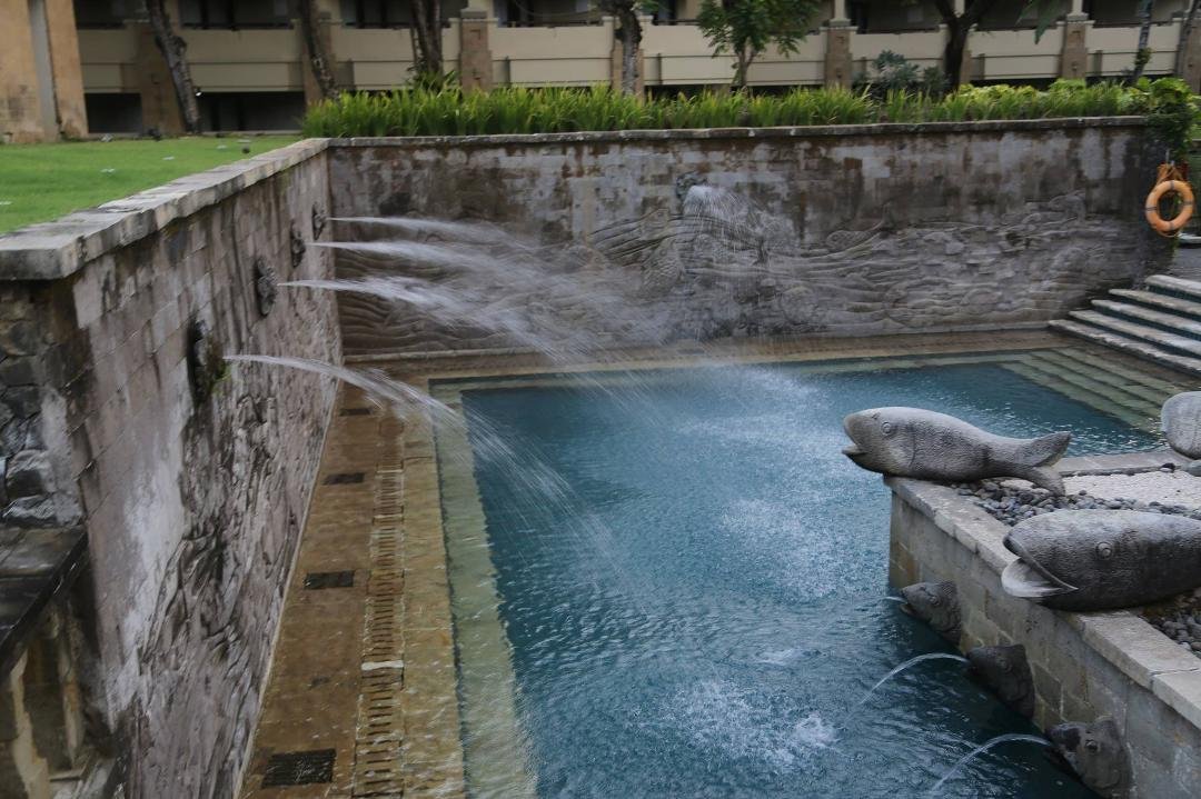 Speaking at the Vision Solutions Asia Partner summit in Bali.   Its an amazing place... and a steam bath!