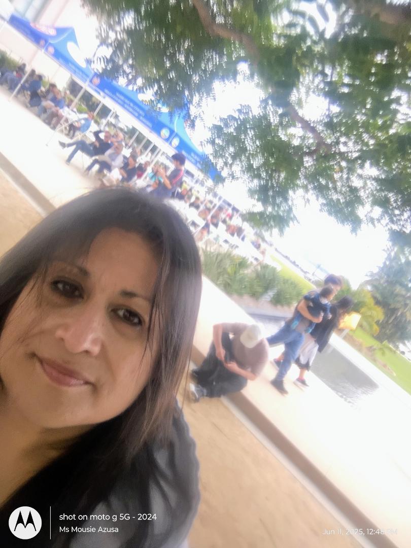 Norma Aguirre's album, Mobile uploads