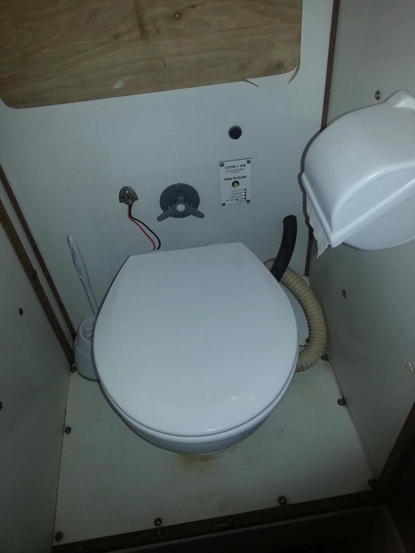We installed a new electric head this week. The old one crapped out.